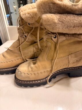 Blondo Tan Suede REAL Shearling Lace-Up Boots
